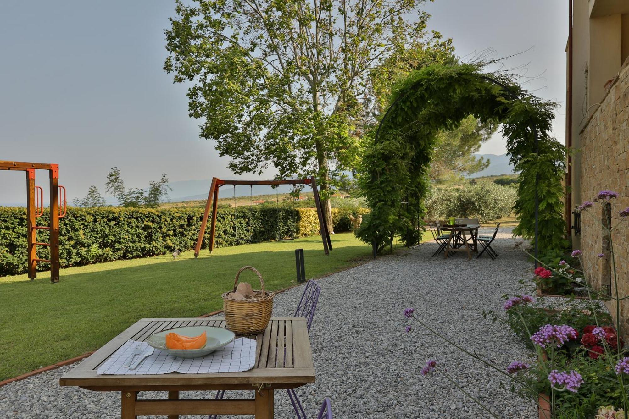 Οlives And Vines All Seasons Villa Litochoro Exterior foto